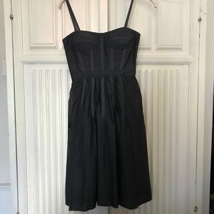 Club Monaco charcoal grey fitted bodice dress